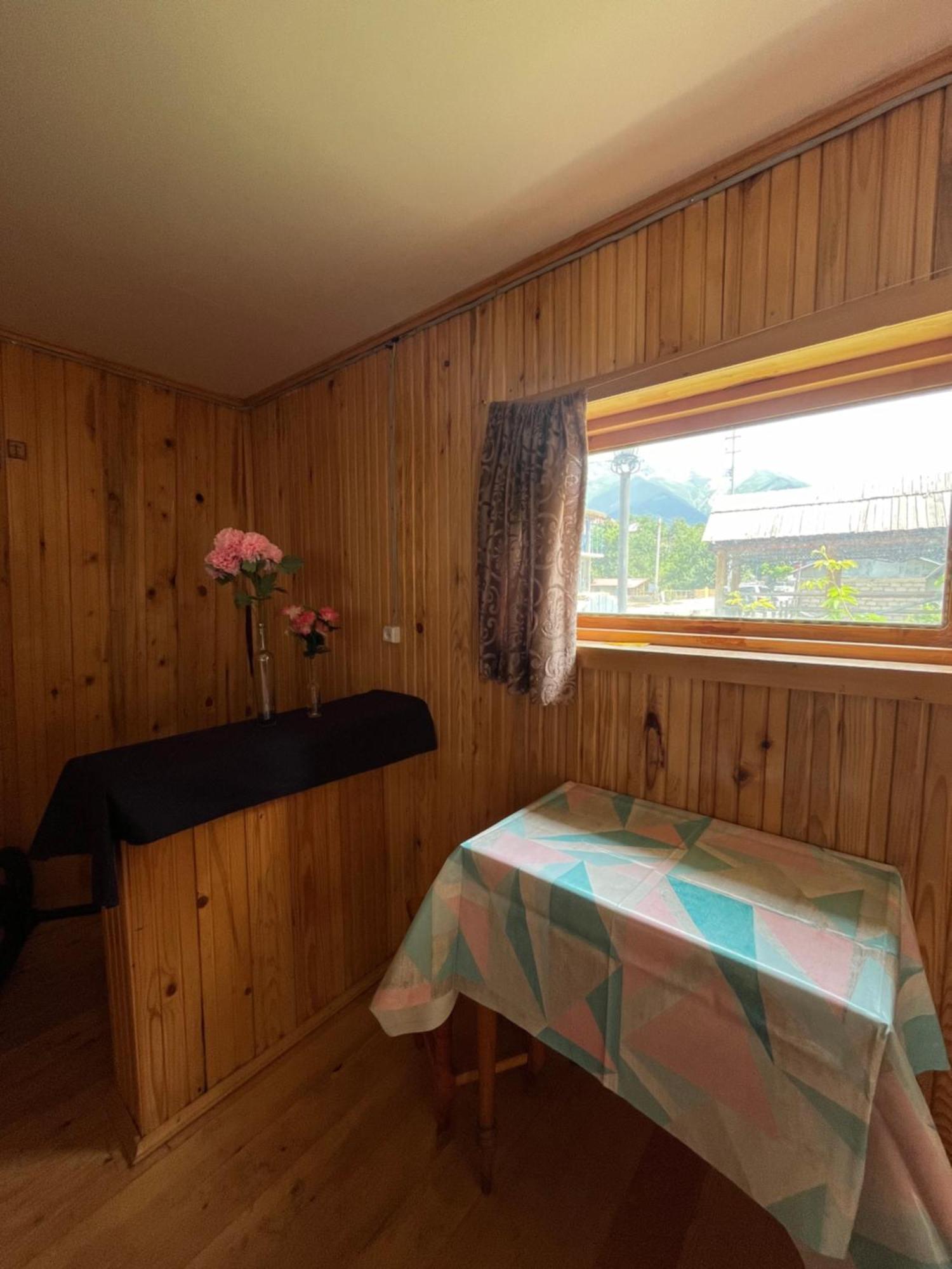 梅斯蒂亚Wooden House别墅 外观 照片